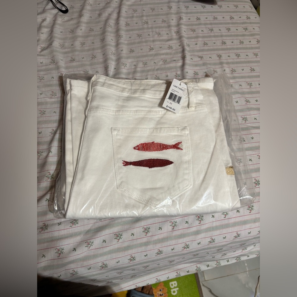 DRIFTWOOD White Pants with Nautical Embroidery - Picture 9 of 10